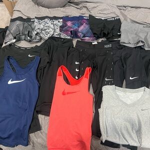 Gaint nike bundle everything for one price